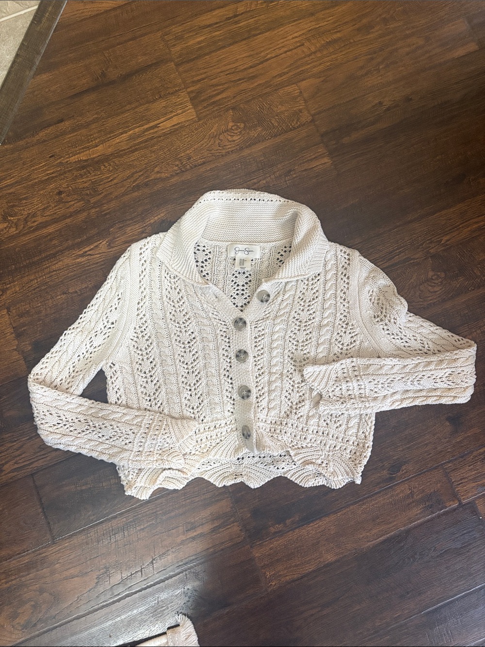 Jessica Simpsons Cropped Cream Knit Button-Up Sweater